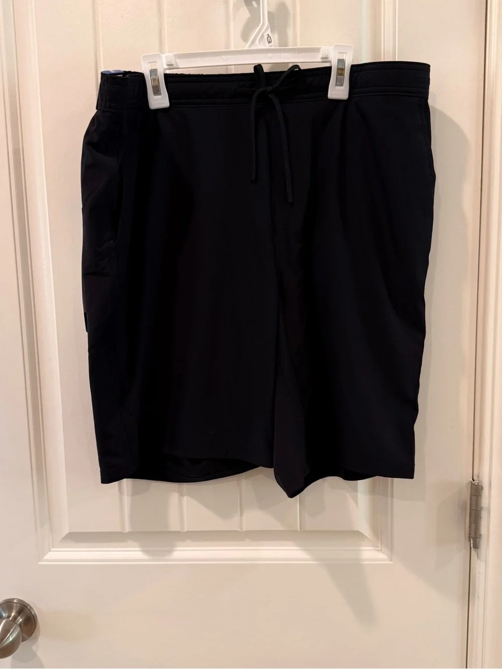 Kirkland Signature Swim Trunks Men’s Large Black Lined Drawstring Shorts NWOT